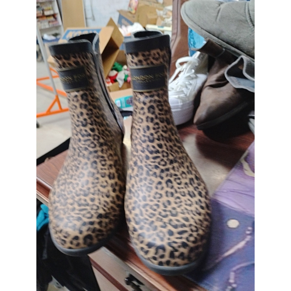 London Fog Piccadilly Women's Waterproof Rain Boots in Leopard size 8M - Picture 1 of 8
